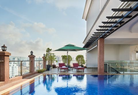 수영장 Queen Mansion Apartment