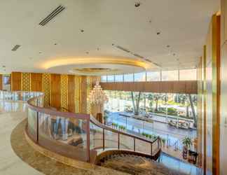 Lobby 2 Wyndham Grand KN Paradise Cam Ranh