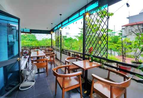 Bar, Cafe and Lounge Giao Thong Hotel