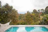 Swimming Pool Villa Jenis - Botanical Jungle View