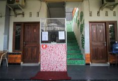 Lobby 5 Capital O 2258 Santana Syariah Guest House