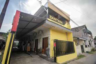 Bangunan 4 Capital O 2258 Santana Syariah Guest House