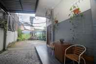 Common Space Capital O 2258 Santana Syariah Guest House