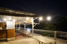 Restaurant Capital O 2258 Santana Syariah Guest House