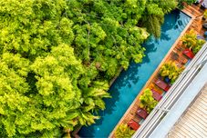 外観 Ladear Privilege Rooms