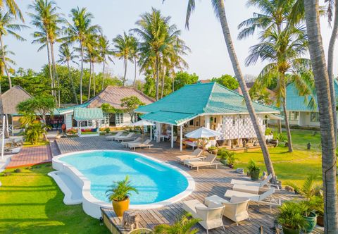 Swimming Pool Scuba Seraya Resort