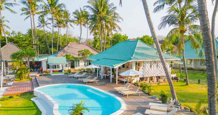 Swimming Pool Scuba Seraya Resort