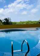 SWIMMING_POOL Dindings Pantai Desair Apartment By DPD