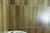 Toilet Kamar GRAND KHALIFAH GUEST HOUSE