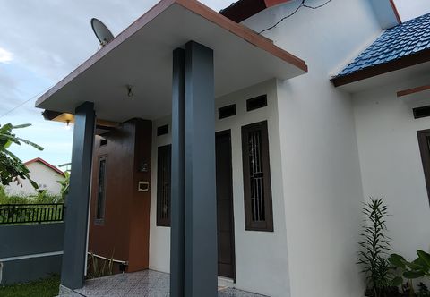 Exterior Diandra Guest House Pangkalan Bun