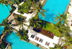 Swimming Pool 2 Conrad Bali