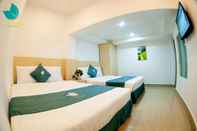 Bedroom Lavi Hotel
