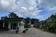 Lobby Sea Breeze Bungalow