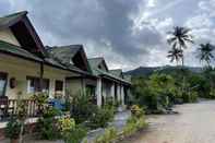 Bangunan Sea Breeze Bungalow