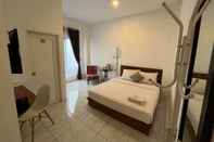 Bedroom Rayana Resort Mitra RedDoorz
