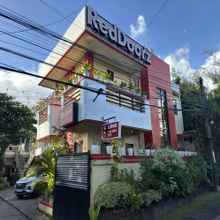 Exterior RedDoorz near Mariners Legazpi