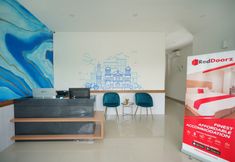 Lobby 4 RedDoorz Plus @ Terban Residence