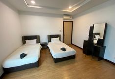 Bedroom 4 Kuching Imperial Suites Cosy Corner