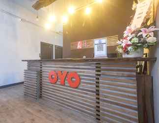 Lobby 2 OYO 90094 Hi Inn 3