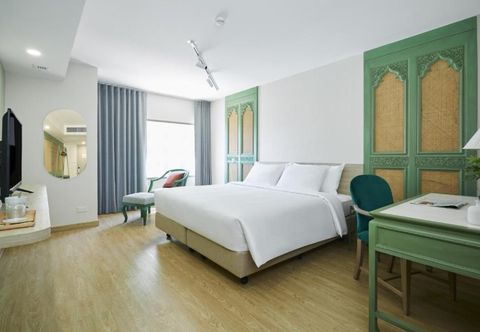 Bedroom 56 Surawong Hotel Bangkok