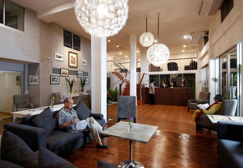 Lobi Ratchadamnoen Residence