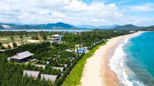 Hoa Loi Resort, Song Cau - Phu Yen, THB 1,082.65