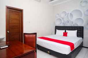 RedDoorz @ Griya Bougenville Magelang, THB 373.40