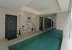 สระว่ายน้ำ 3 RoomQuest Bangkok Sukhumvit 36  BTS Thonglor