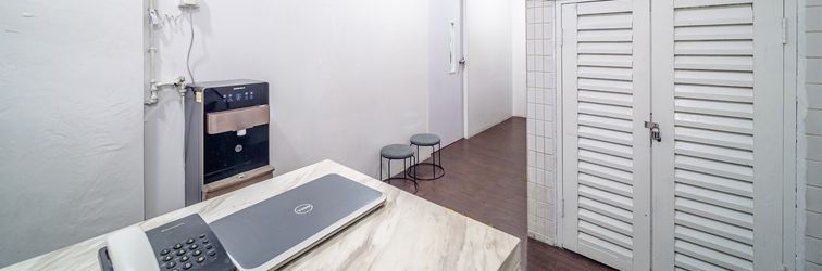 Lobby K Space Inn 14