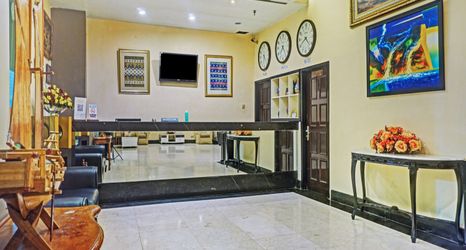 로비 2 OYO 3967 Hotel Pantai Wisata