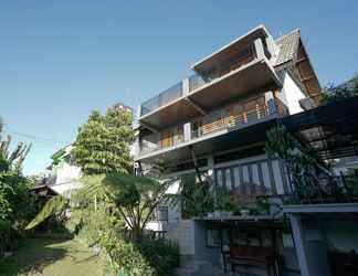 Exterior 2 Sekar Gambir Homestay