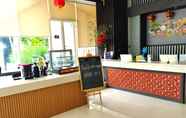 Lobby 5 All Nite & Day Hotel Yogyakarta - Gejayan