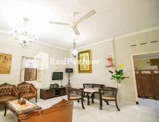 Sảnh chờ 2 Kedyla Homestay Syariah Patangpuluhan Malioboro Area Yogyakarta RedPartner