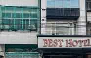 Exterior 5 RedDoorz @ Best Hotel Jalan Dr. Sutomo Siantar