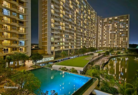 Exterior 3BRs @Trivium Cikarang Quiet, Pool & Lake View (Min Stay 3 Nights)