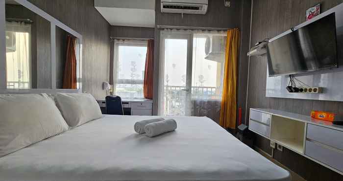 Bedroom Studio5 Jatibening Street View next to Ibis Styles (Min Stay 3 nights)