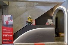 Lobby RedDoorz Plus near Kawasan Sam Poo Kong Semarang