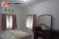 Bedroom Tempat Nginap 3BR Ciater Highland Resort