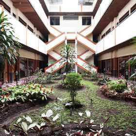 Exterior / Building1Hotel Bandung Permai,Masjid Jami Al Mukhtar飯店