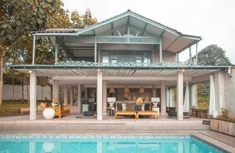 Exterior 4 Villa Holy - travelholic in behind nature