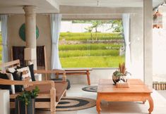 Common Space 6 Villa Holy - travelholic in behind nature