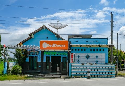 Exterior RedDoorz near RSUD Kebumen 2