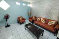 Functional Hall Homestay Jogja Dekat Monjali dan Tugu Jogja by Simply Homy