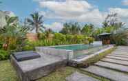 Swimming Pool 7 Kubu Selat Villa