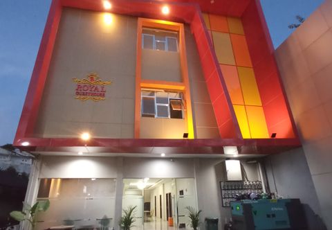 外部的 Royal Guesthouse Bandar Lampung
