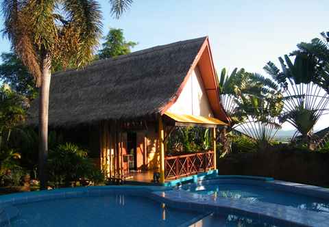 Bangunan Old Tree's House ThaTon