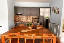 Bar, Cafe and Lounge Villa Meilody - Jek Space