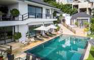 Swimming Pool 2 Villa Mullion Cove