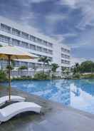 SWIMMING_POOL Raja Hotel Kuta Mandalika Resort & Convention