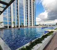 Swimming Pool 2 Palam Mansion at Apartmen Meisterstadt Pollux Habibie